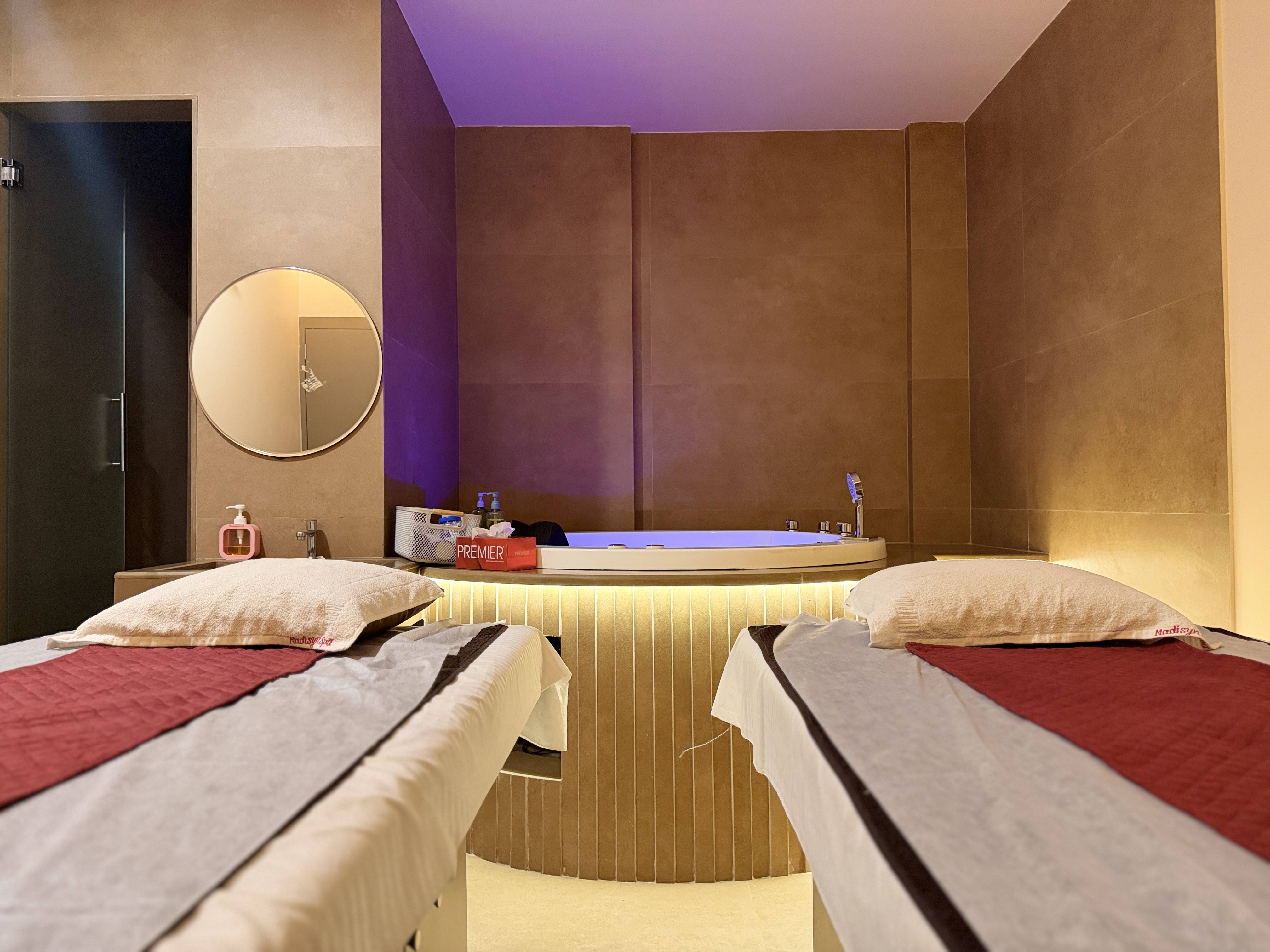Madisyn Spa in Miraroad