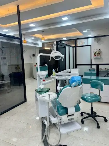 The Dental Elegance  Dr Aashu Thakran  Dentist