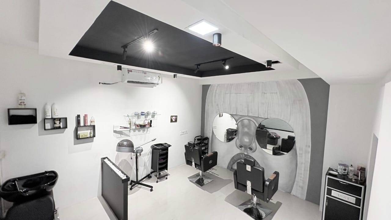 Bubblegum unisex salon