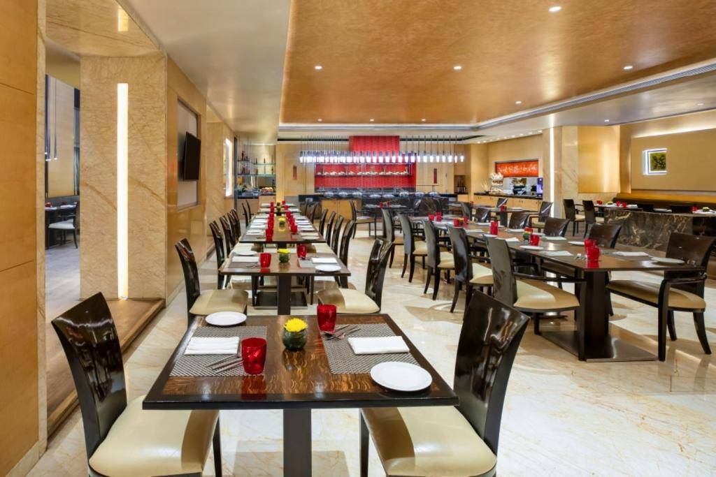 R3 Spa - Connaught Place