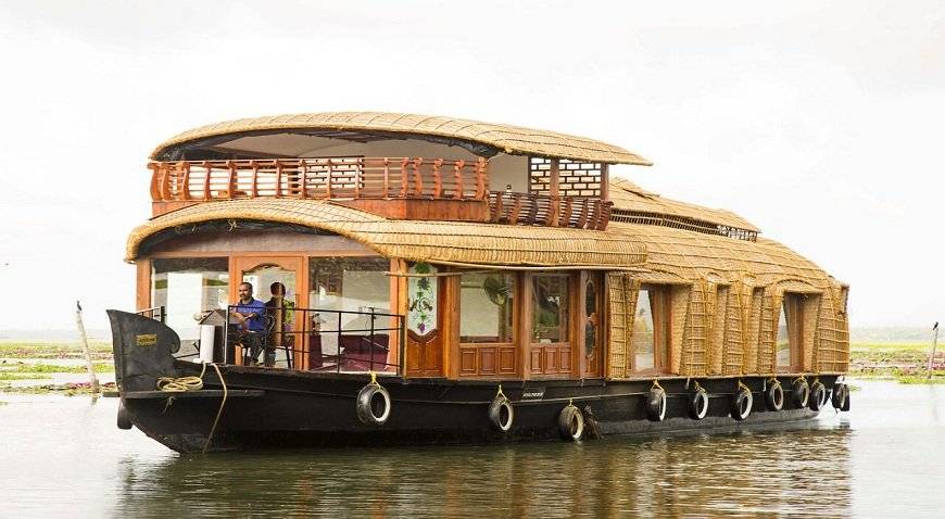 Serenity Houseboat Kumarakom