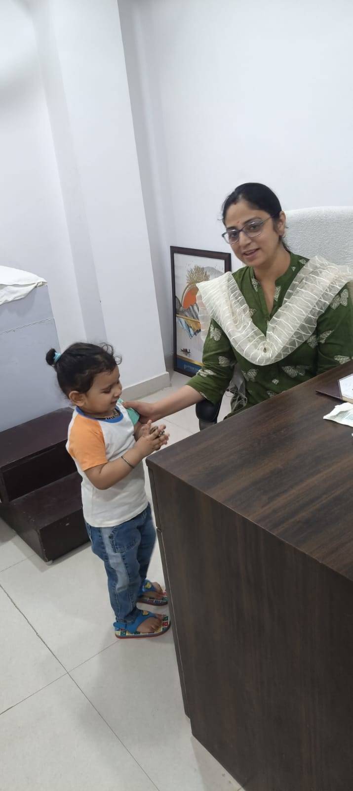 Dr. Kriti Pandey (Gynecologist)