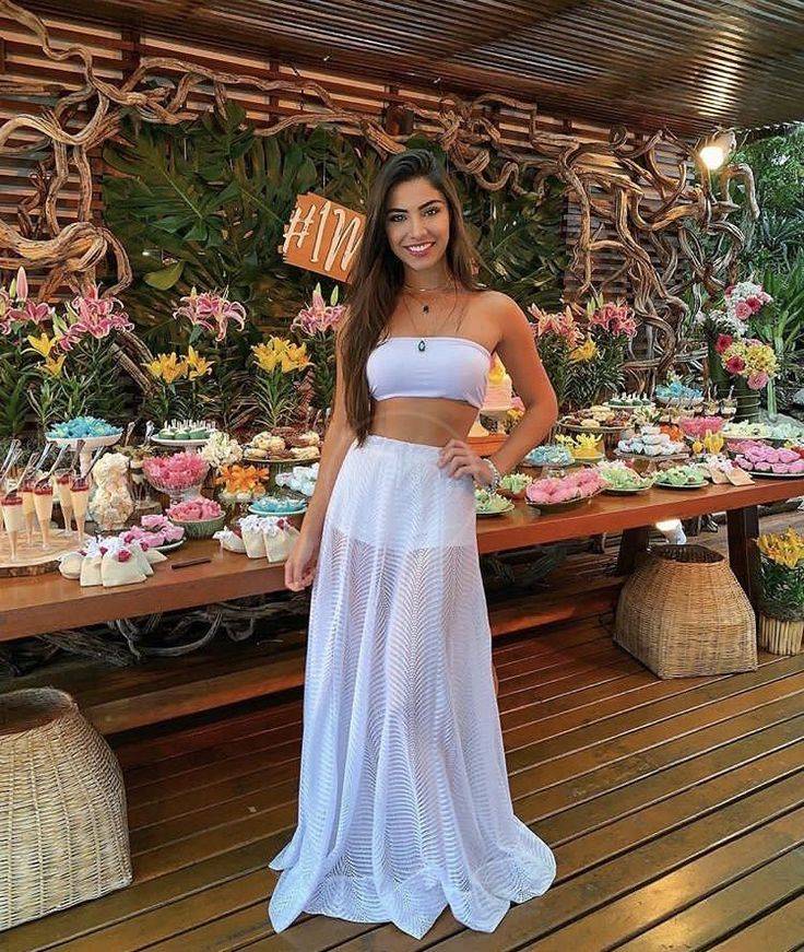 Premium Call Girls in goa Anjuna Beach 8377949611 Escort Services out call service 24/7 hotel or villa 