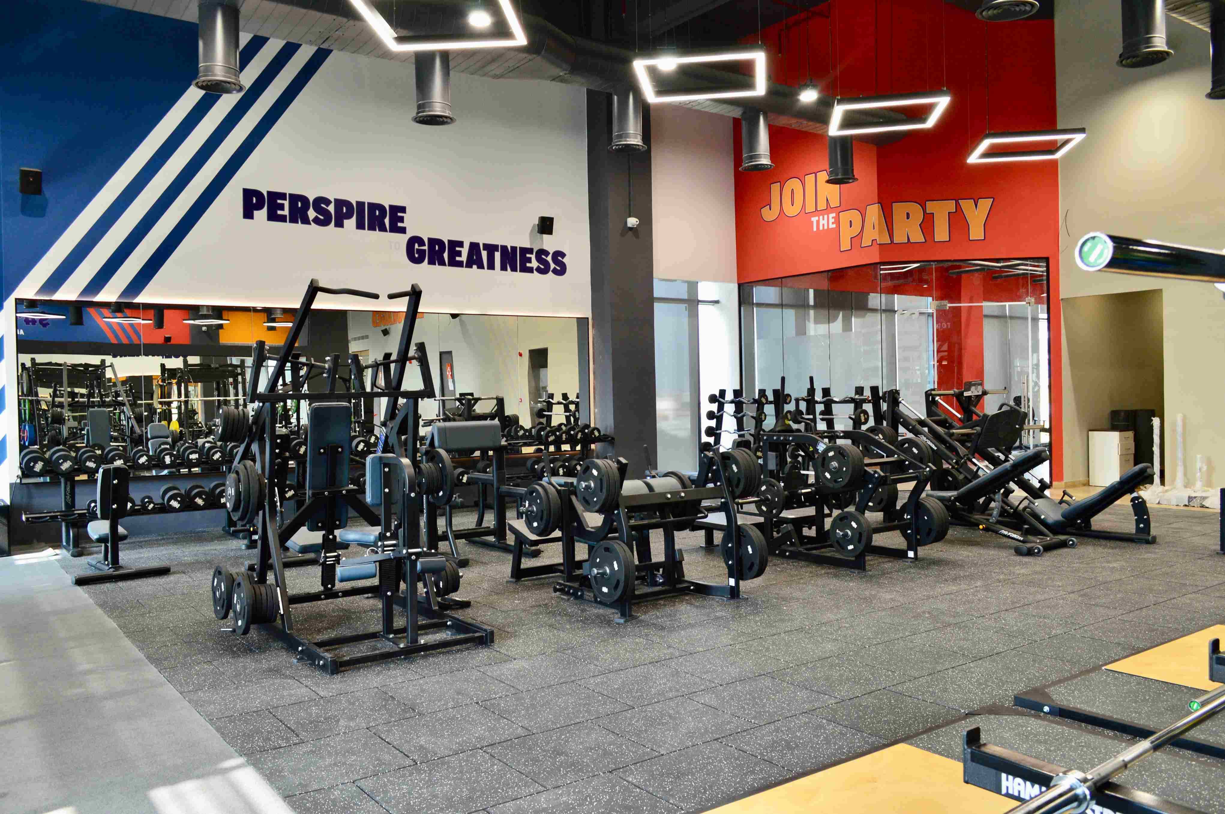 Best Gym in Noida - Crunch Fitness India