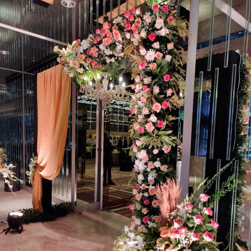 Floral Elegance Flower Decor