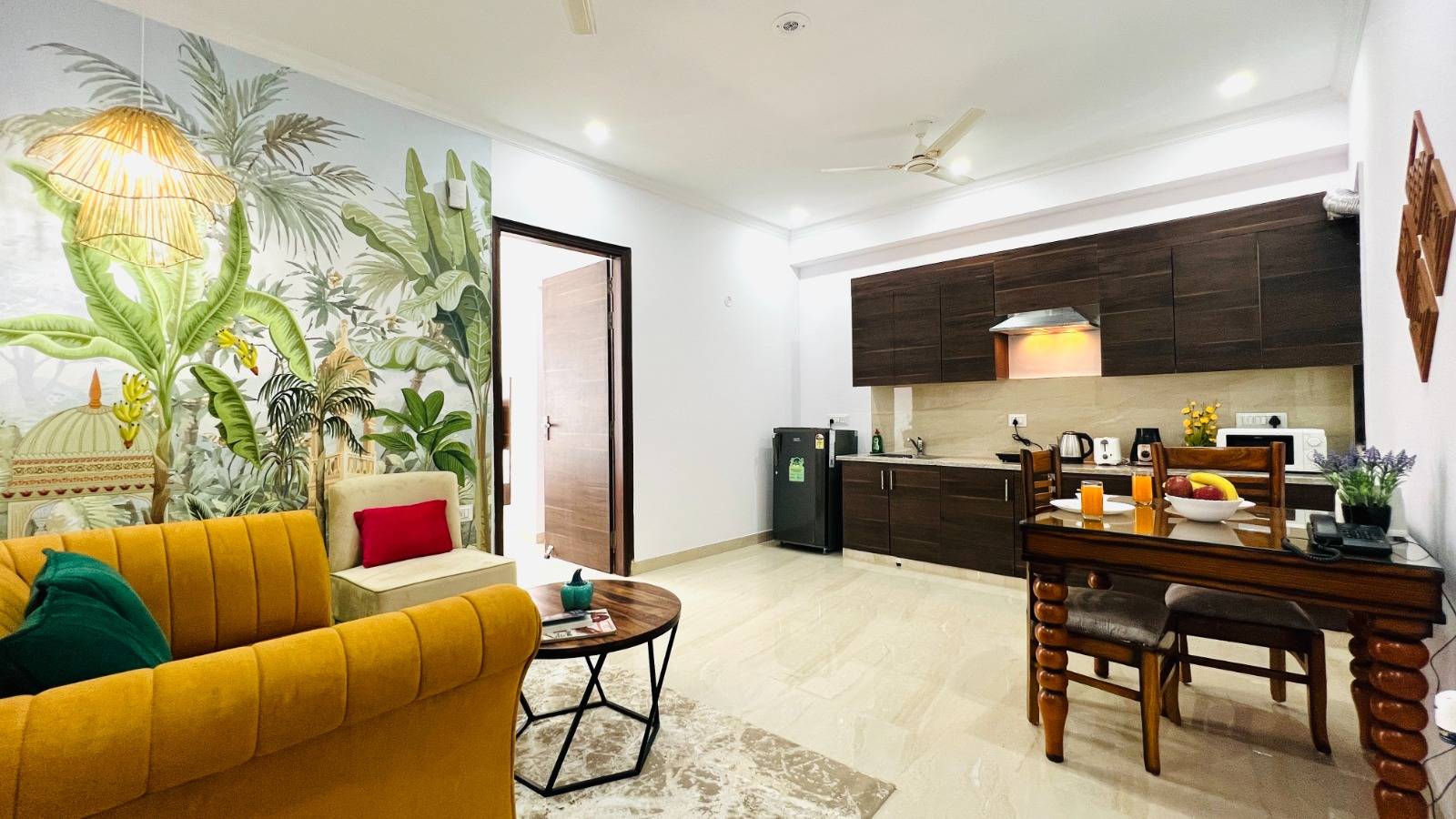 Bluo Medicity Hotel Gurgaon