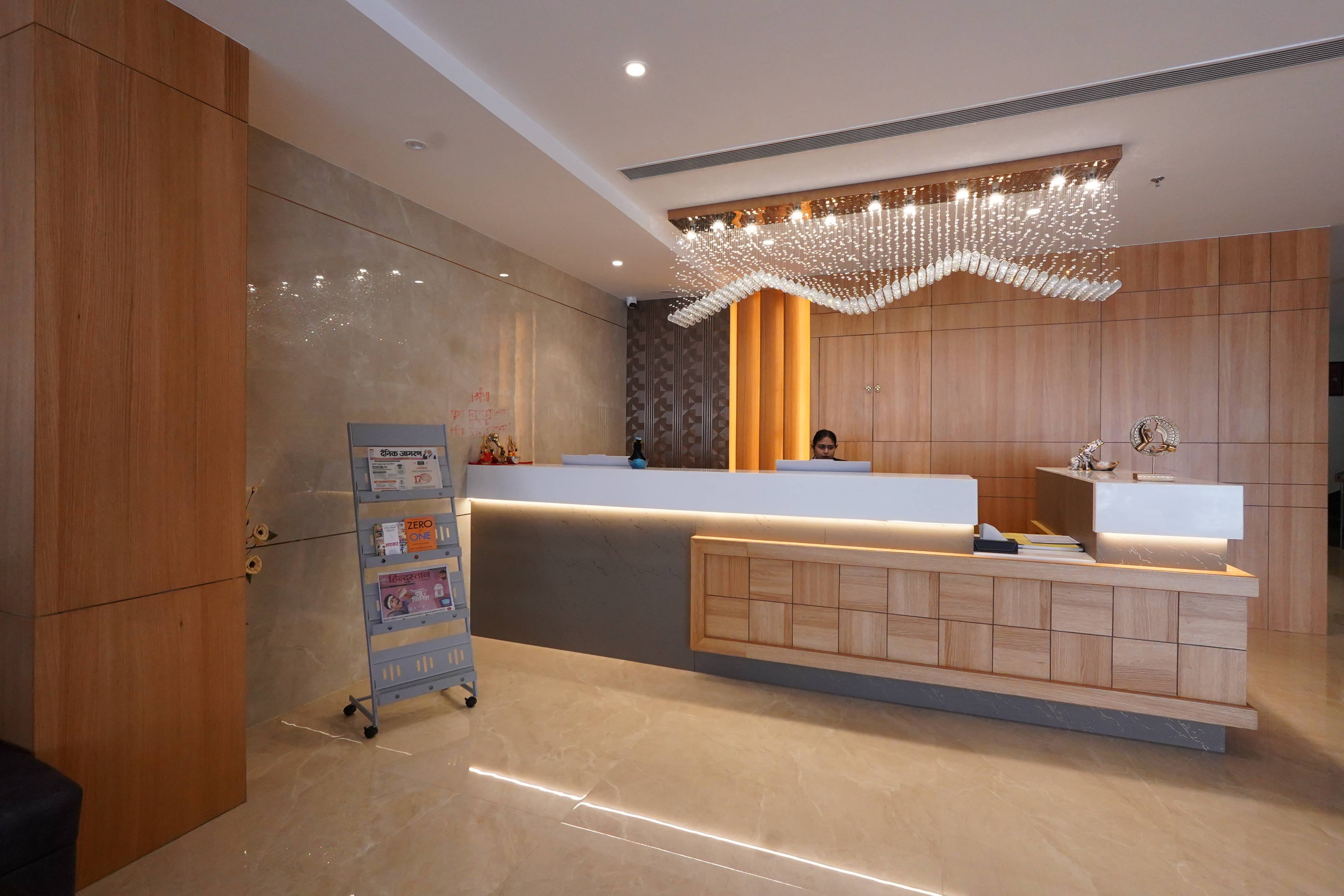 Hotel Siddharth Grand