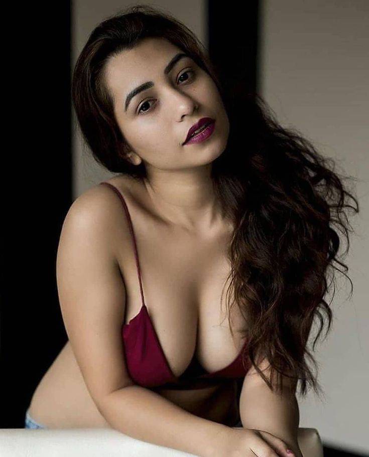 Call Girls In Delhi. 9217485844 Delhi Call Girls Malviya Nagar