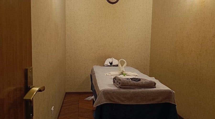 Universal Russian Luxury Spa