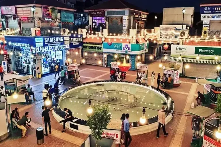 Complete Guide to Galleria Market Gurgaon (DLF Galleria Market) – Shopping, Food & More